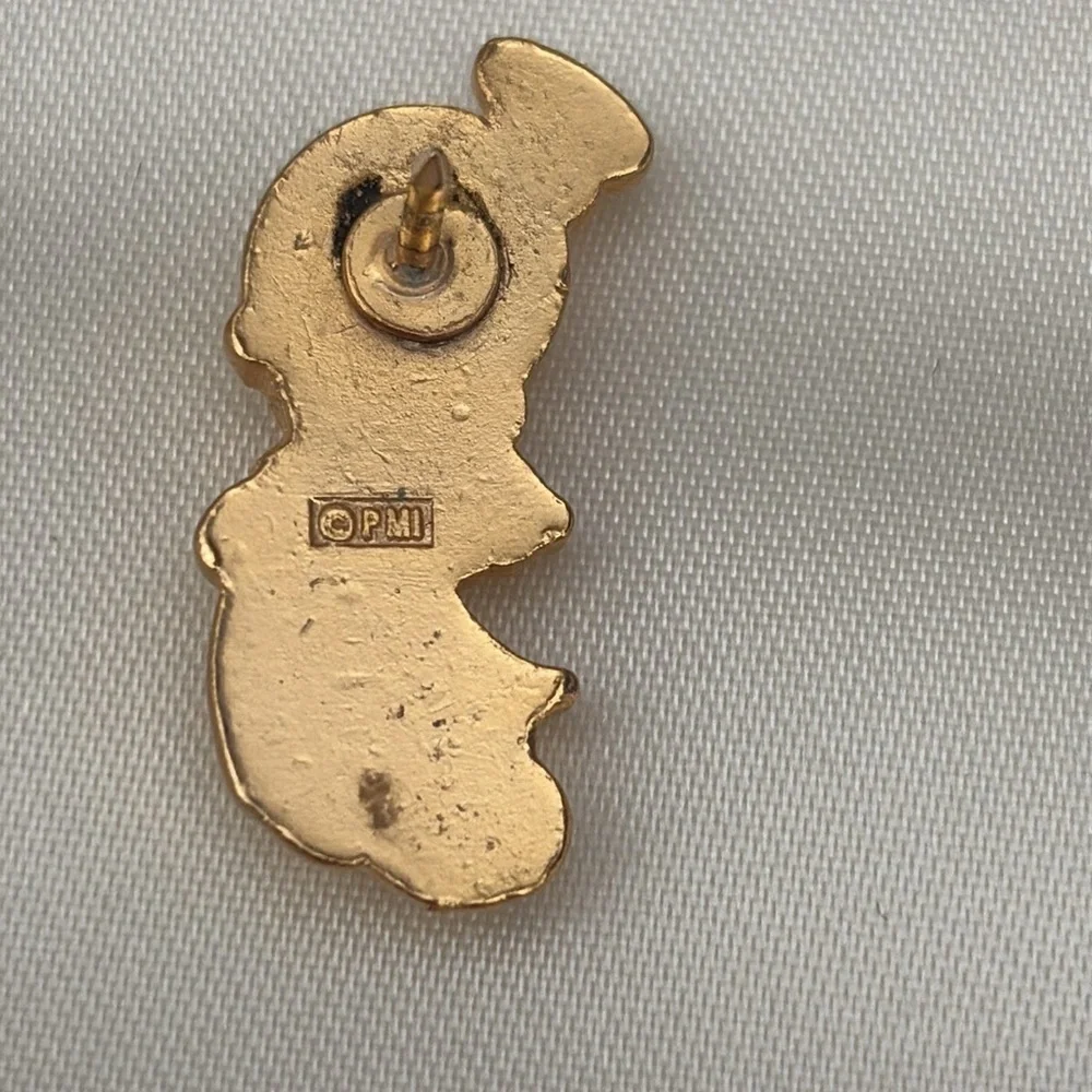 Vintage Precious Moments Gold Toned Angel Brooch Pin